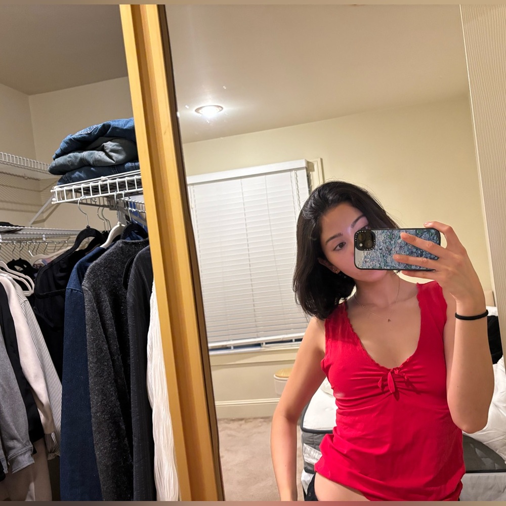 Aritzia chill nectar top brand new